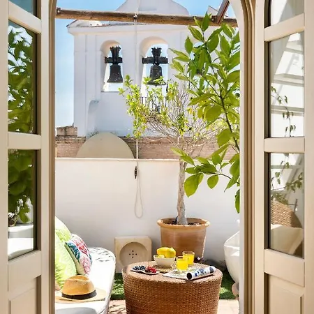 Apartmanhotel Ch Boutique 2*